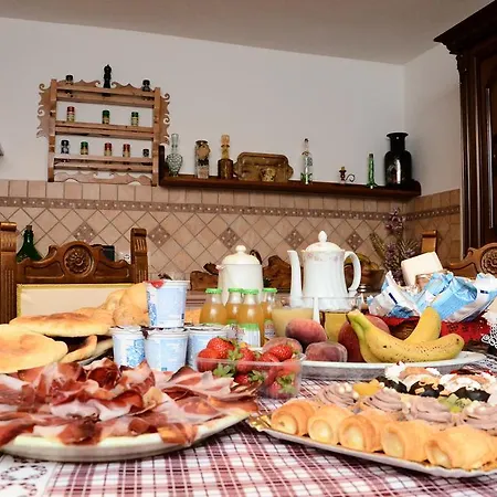 Santa Lucia Bed & Breakfast
